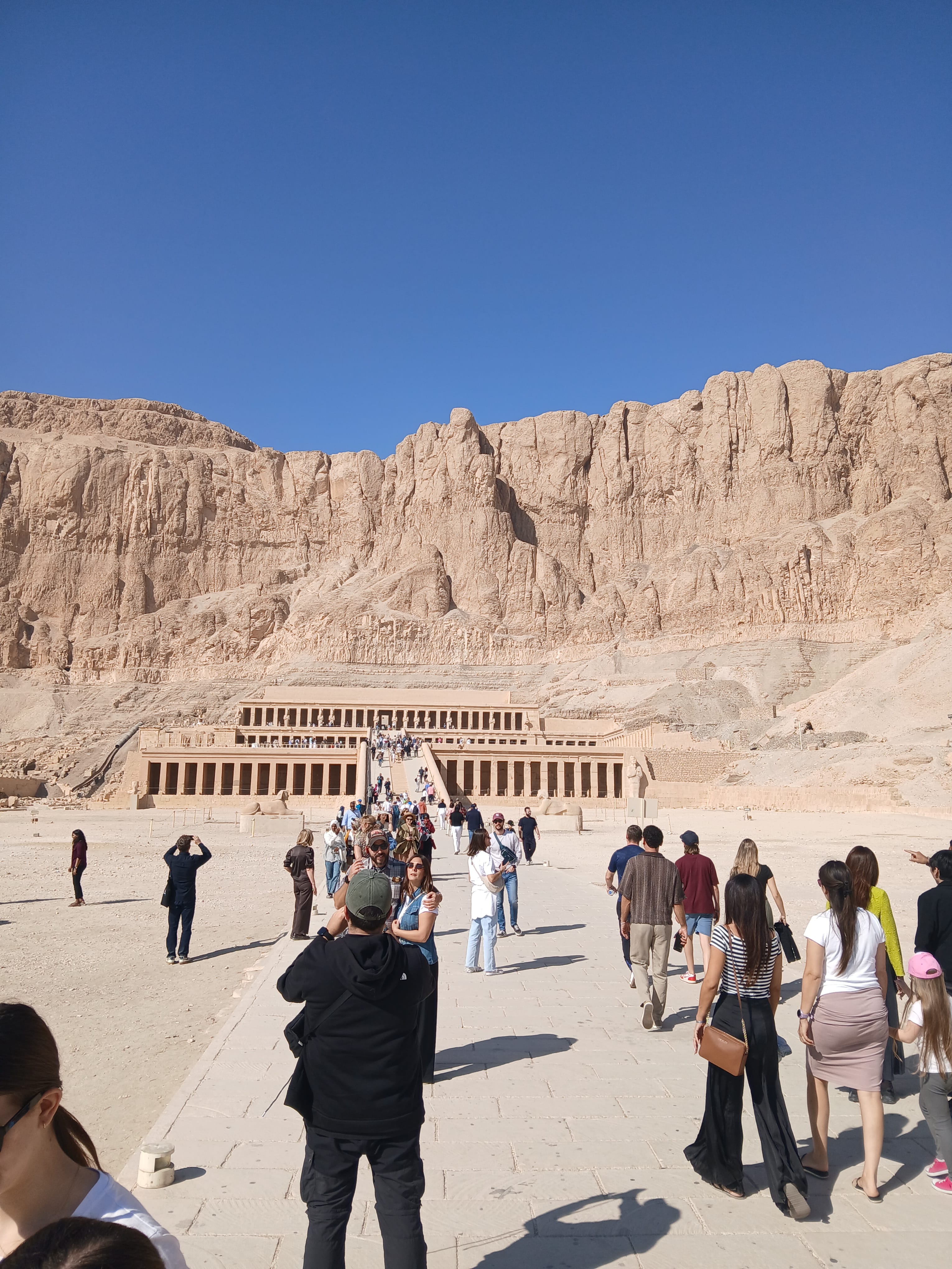 Hatshepsut Temple: A grand structure carved into the towering cliffs of Luxor's West Bank