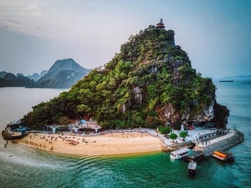2 Days 1 Night Halong Bay Classic Cruise for Budget Travelers