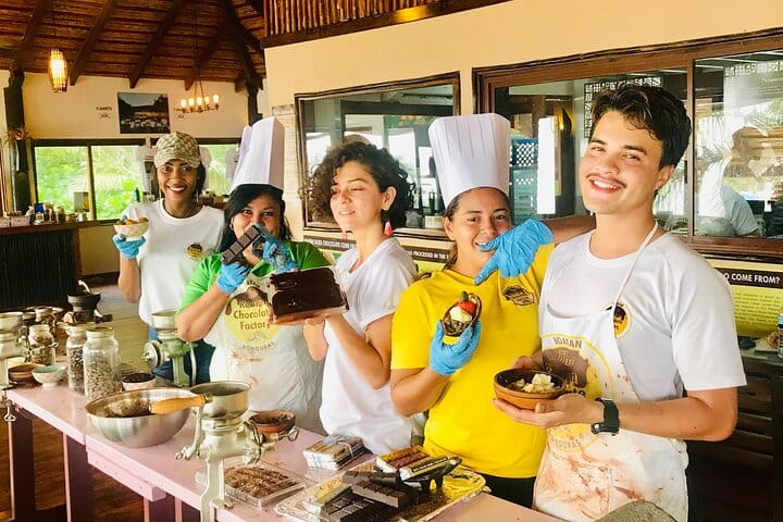 SHORE EXCURSION: Snorkeling By boat and Wildlife Encounter