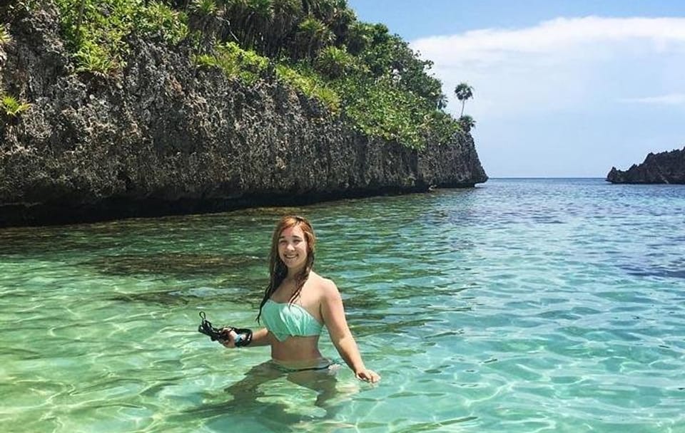 Private Shuttle from Dixon Cove to Roatán Beaches