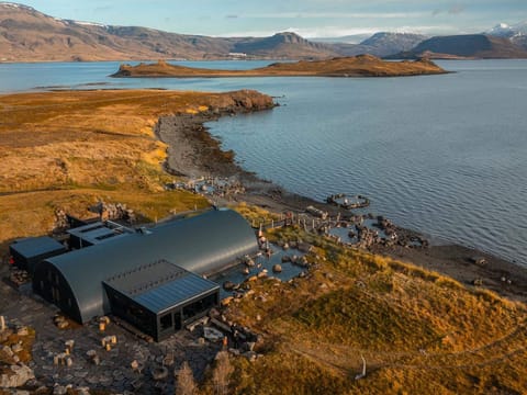 Private transfer Hvammsvik Hot springs (entrance fee not included), photo 4