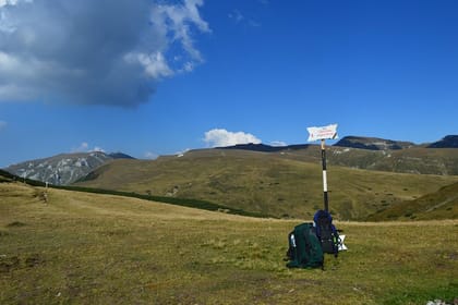 4-Day Carpathian Trek: Bucegi Mountains and Piatra Craiului National Park