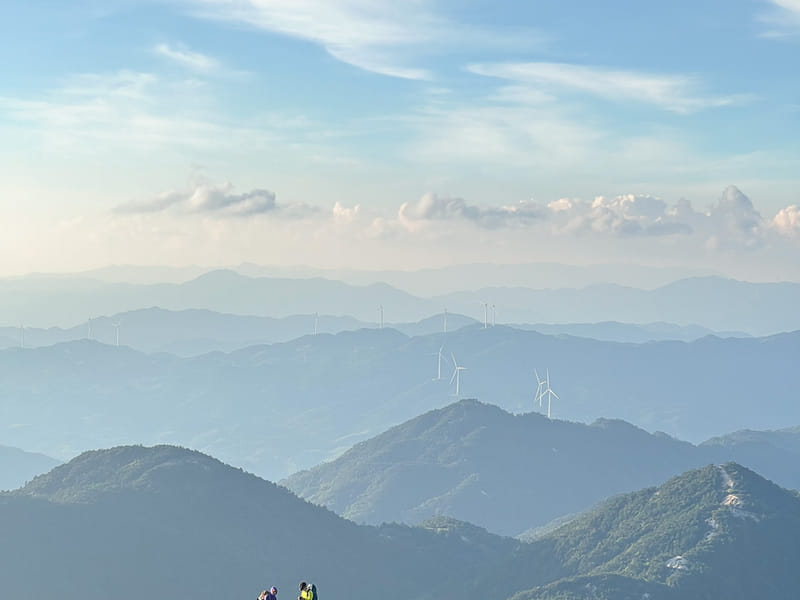 Qiyun Mountain 2-Day Summit Camp: Sea of Clouds & Starry Skies