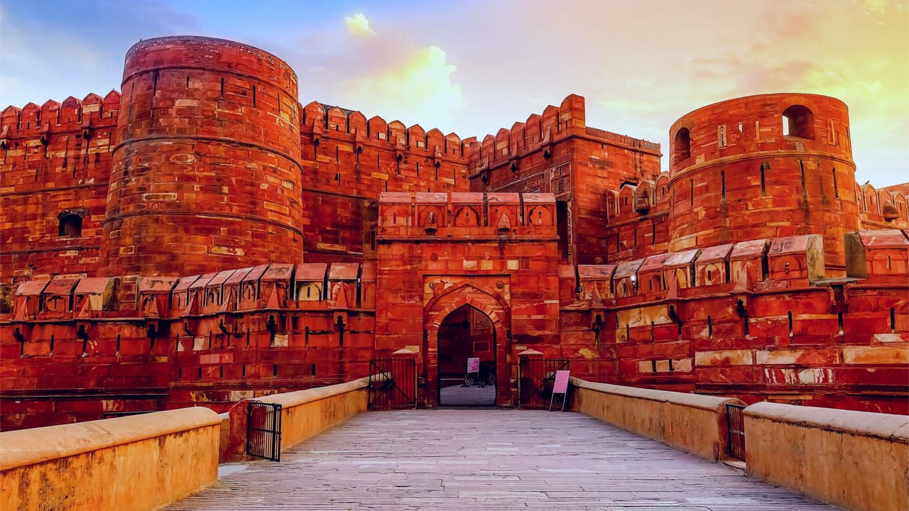 Body, Mind & Soul - Golden Triangle with Varanasi & Amritsar !! 8
