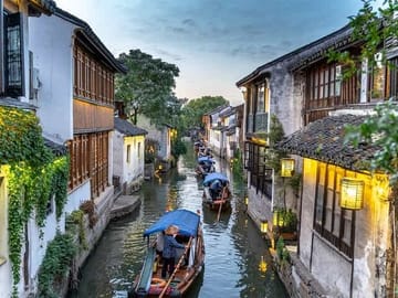 Half-Day Private Zhujiajiao WaterTown Tour with Boat Ride from SH
