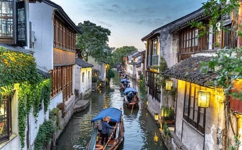 Private Half-Day Zhujiajiao Water Town Tour from Shanghai