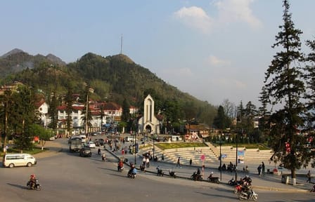 Sapa 2 Days 1 Night from Hanoi By Cabin Bus + 4 * Hotel Overnight