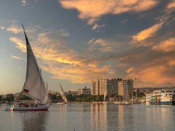 Nile River Felucca Sailing Experience 1 Hour Relaxing Cruise