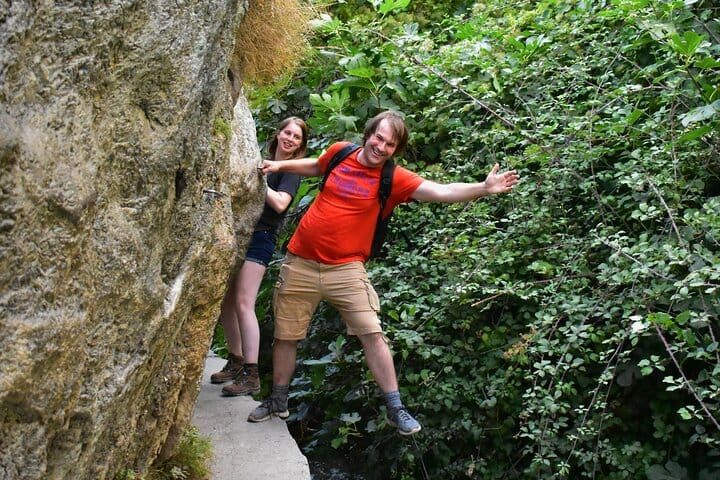 Hiking in the Canyon of the Monachil Cubs in Granada 3