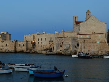 Discover Bari: Old Town, Historic Landmarks & Coastal Promenade