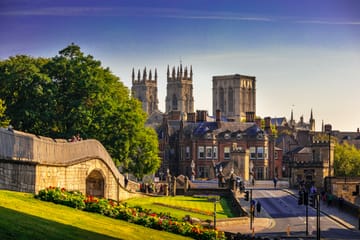 Private 11-Day Tour of UK Palaces and Castles from London