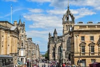 Edinburgh Private Walking tour with a Professional Guide 1