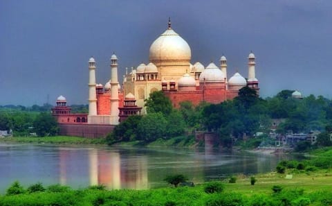 Three-Day Cultural Tour of Agra and Amritsar from Delhi