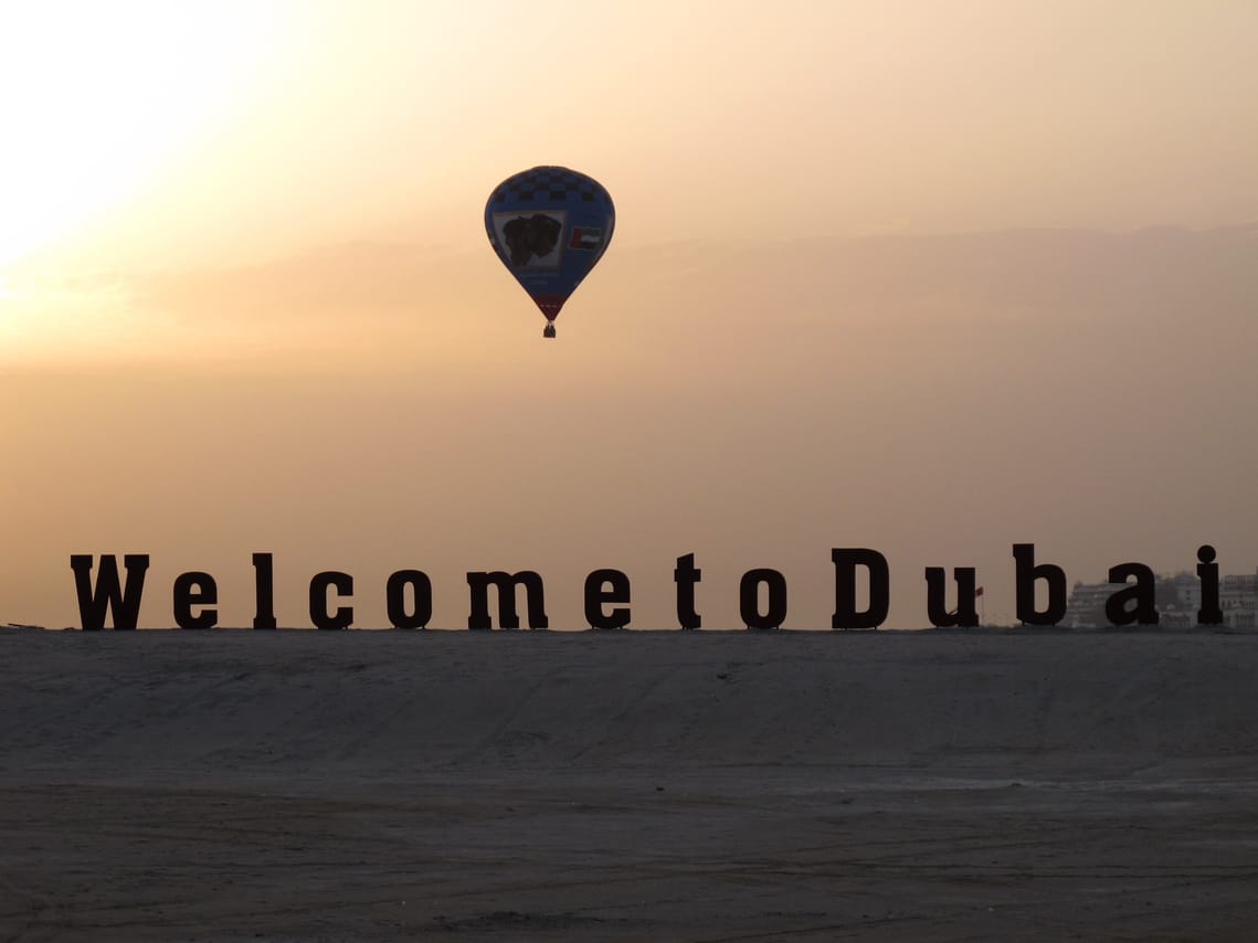 hot air balloon ride dubai