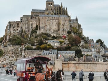 Small Group Day Trip from Paris to Mont Saint Michel