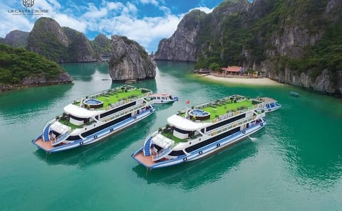 La Casta Daily Cruise – Luxury 5 Star Day Tour in Ha Long Bay