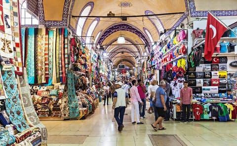 Private Guided Highlights Tour of Istanbul's Iconic Landmarks