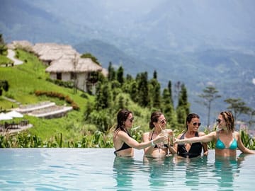 Luxury SAPA Biking Tour 2 days 1 night with Topas Ecolodge