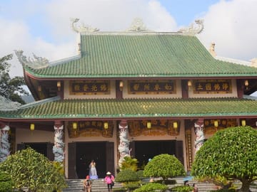 Small Group Tour : Marble Mountains-Am Phu Cave - Monkey Mountain