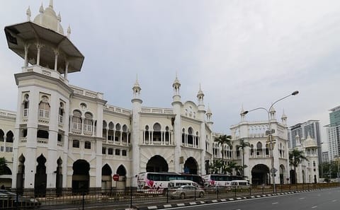 Kuala Lumpur Full Day City Tour Include Putrajaya & Batu Caves