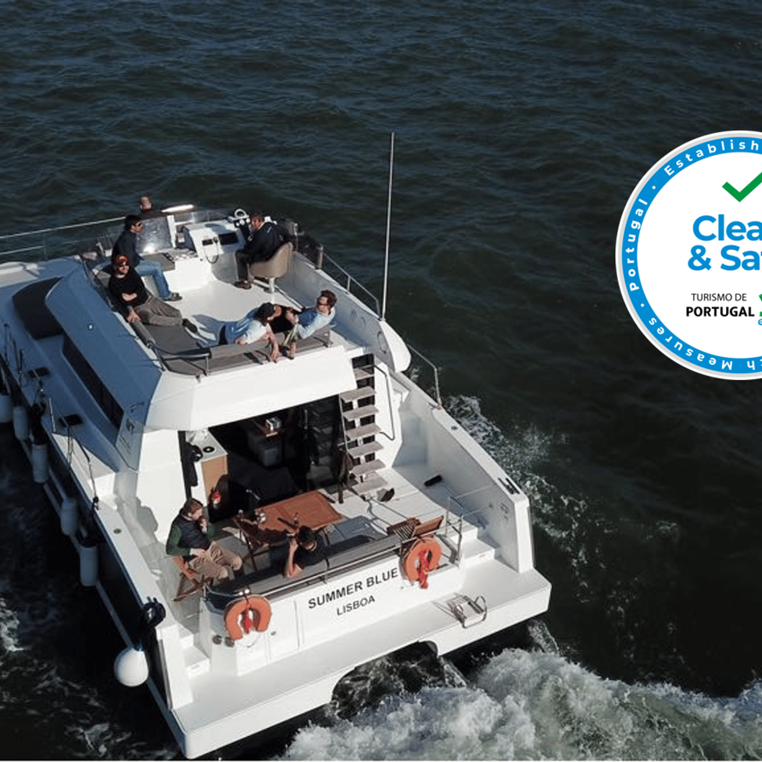Motor catamaran up to 18 people in Lisbon