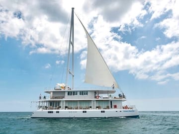 Giant Loop Cruise Mirissa
