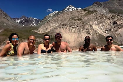 Private Full Day Tour to Colina Hot Springs in Cajón del Maipo