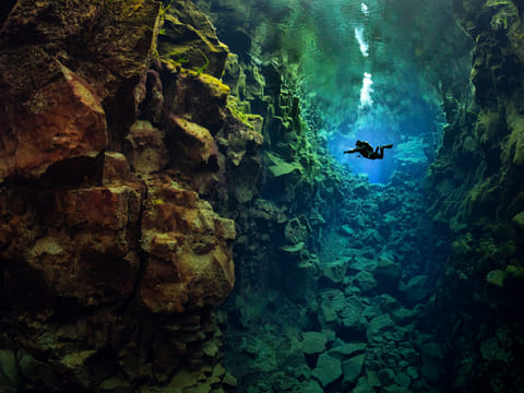 Deep Into the Blue - Silfra Diving, photo 3