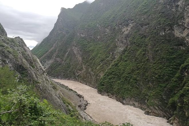 Private Day Tour to Tiger Leaping Gorge from Lijiang  photo 6