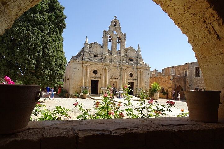 Private Tour: Explore Rethymno’s Fortezza & Arcadi Monastery