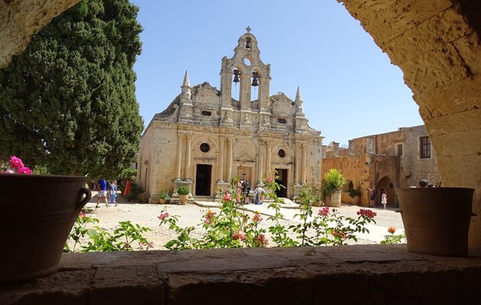 Private Tour to Arkadi Monastery and Rethymno from Heraklion