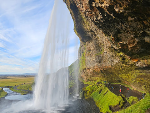 South Coast Tour and a Glacier Hike Experience on Sólheimajökull, photo 3