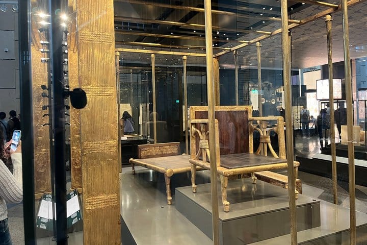 Expert Female Egyptologist to Grand Museum, Giza Pyramids, Sphinx