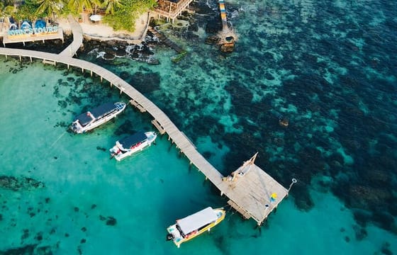 Phu Quoc Snorkeling, Speed Boat with BBQ Lunch and Drone Pictures