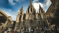 Barcelona Old City Walking Tour + 1H Boat Cruise 2