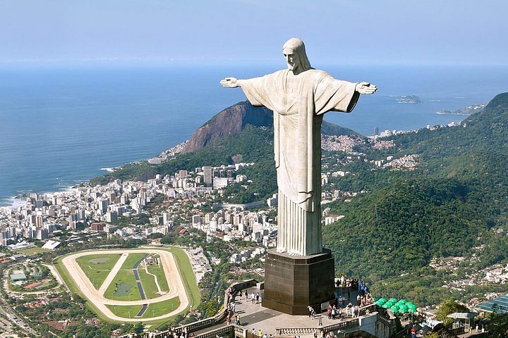 Christ the Redeemer & Sugarloaf Sunset Tour in Rio de Janeiro