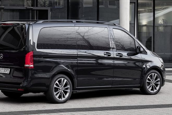 One way Private Airport Transfer from Edinburgh Airport to Edinburgh Hotel  photo 4