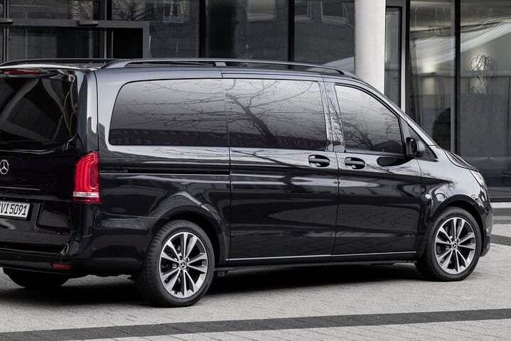 One way Private Airport Transfer from Edinburgh Airport to Edinburgh Hotel  4