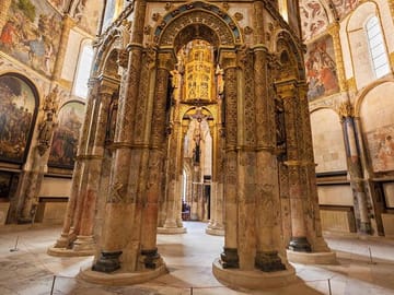 Private Walking Tour of Tomar's Convent of Christ