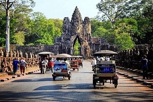 Full Day Angkor Complex by Tuk Tuk - (Optional Sunrise)