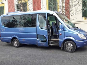 Minibus Mercedes Benz Sprinter 20 seater