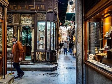 Private Tour of Khan el Khalili Market in Cairo with Lunch