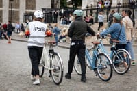 Electric bike rental in Paris 4