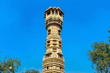 Gujarat Historical Tour: Explore Ahmedabad, Bhavnagar, and Diu
