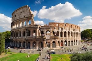 Colosseum small group guided tour+ Forum +Palatine (max 6 person)