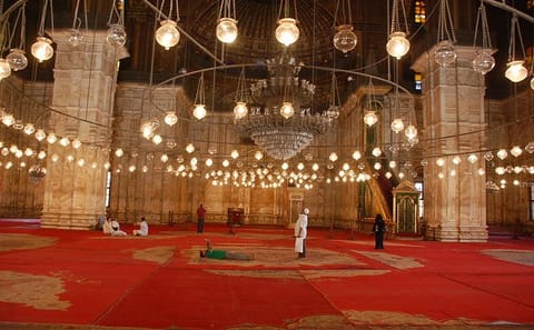 Private Cultural Tour of Islamic and Coptic Cairo with Lunch