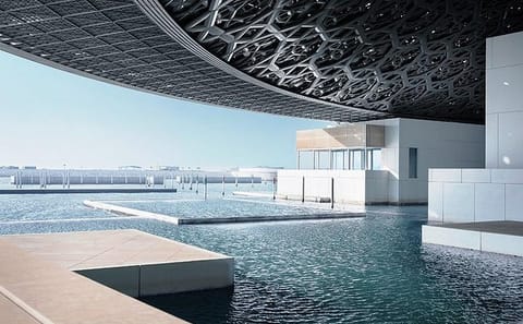 Abu Dhabi Highlights Tour: Louvre Museum and Grand Mosque