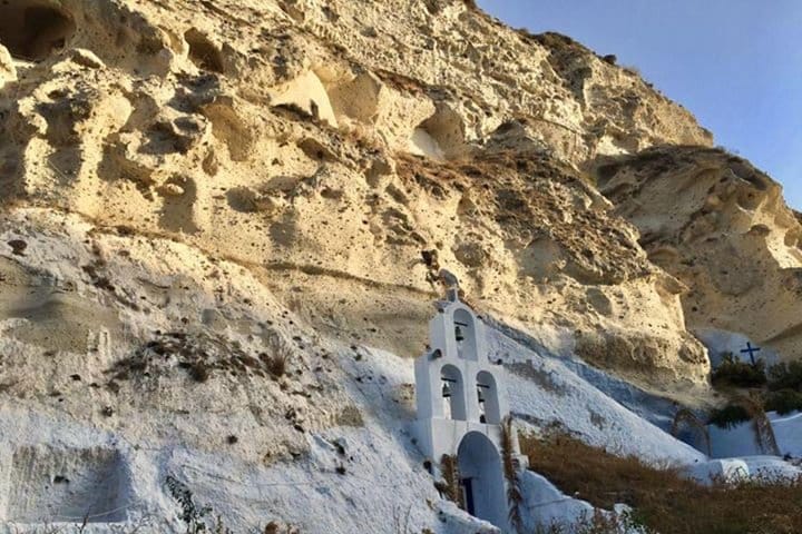 Santorini Traditional Villages Private Tour 3-4Hours 4