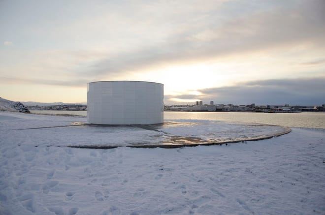 Reykjavík Whales & Imagine Peace Tower photo 5