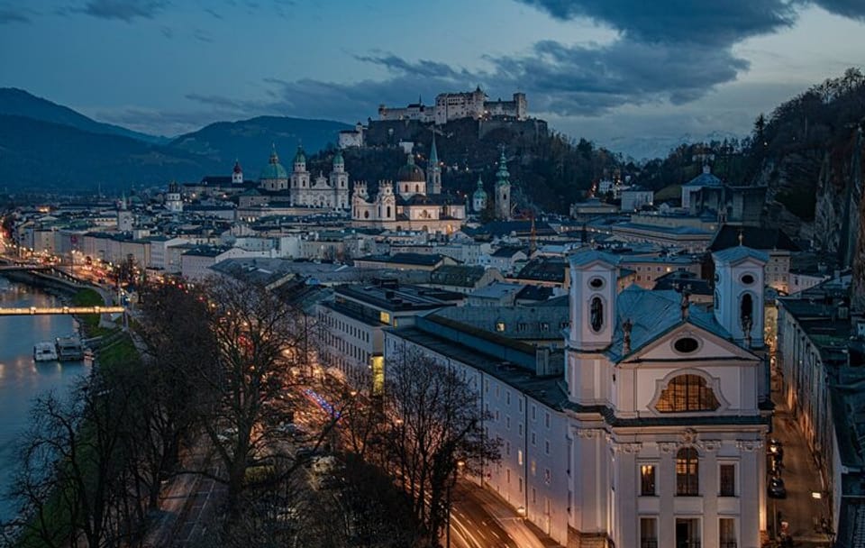 Salzburg Christmas Market Walking Tour: 3 Hours of Festive Charm